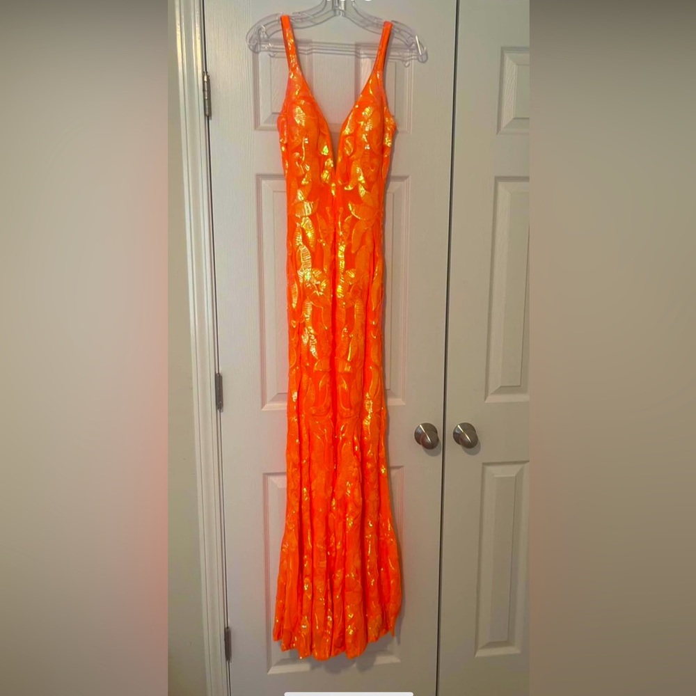 Beautiful Homecoming/Prom Dress